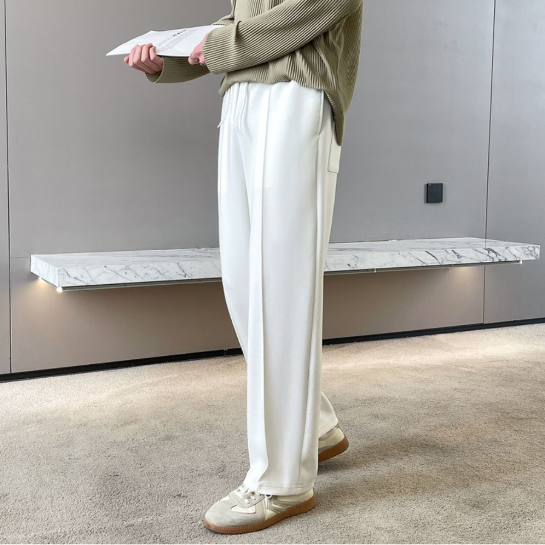 Louie | Virale Flared Loose Fit Sweatpants